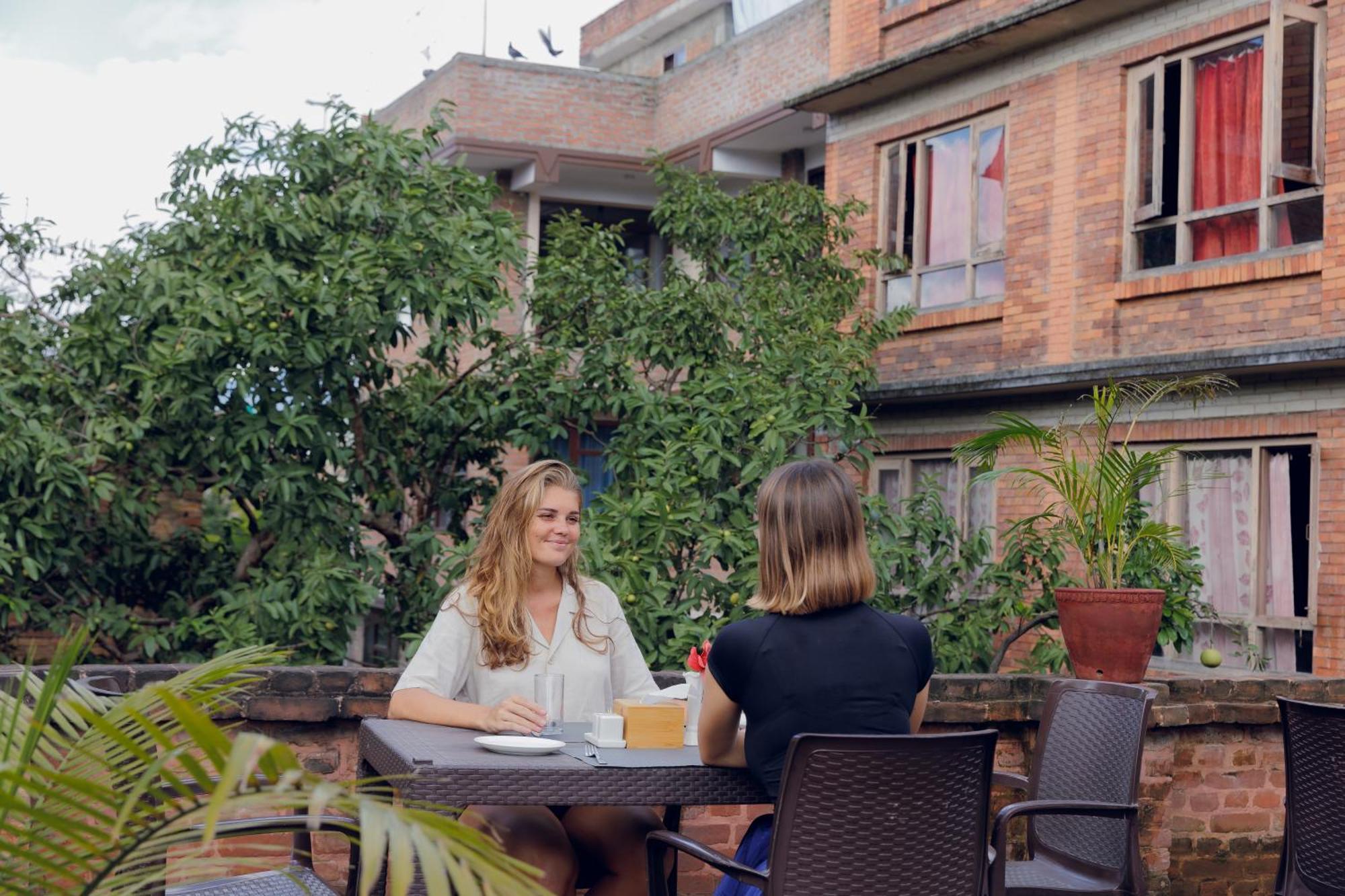 Manju Baha Hotel School Bhaktapur Luaran gambar